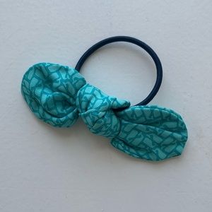 Vineyard Vines Blue Whale Hair Bow Scrunchie